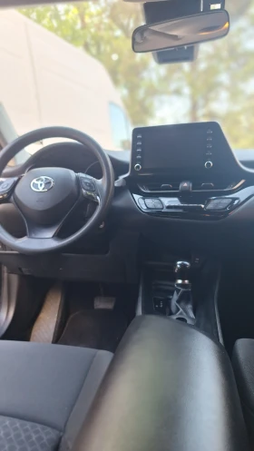 Toyota C-HR 2.0  | Mobile.bg    11