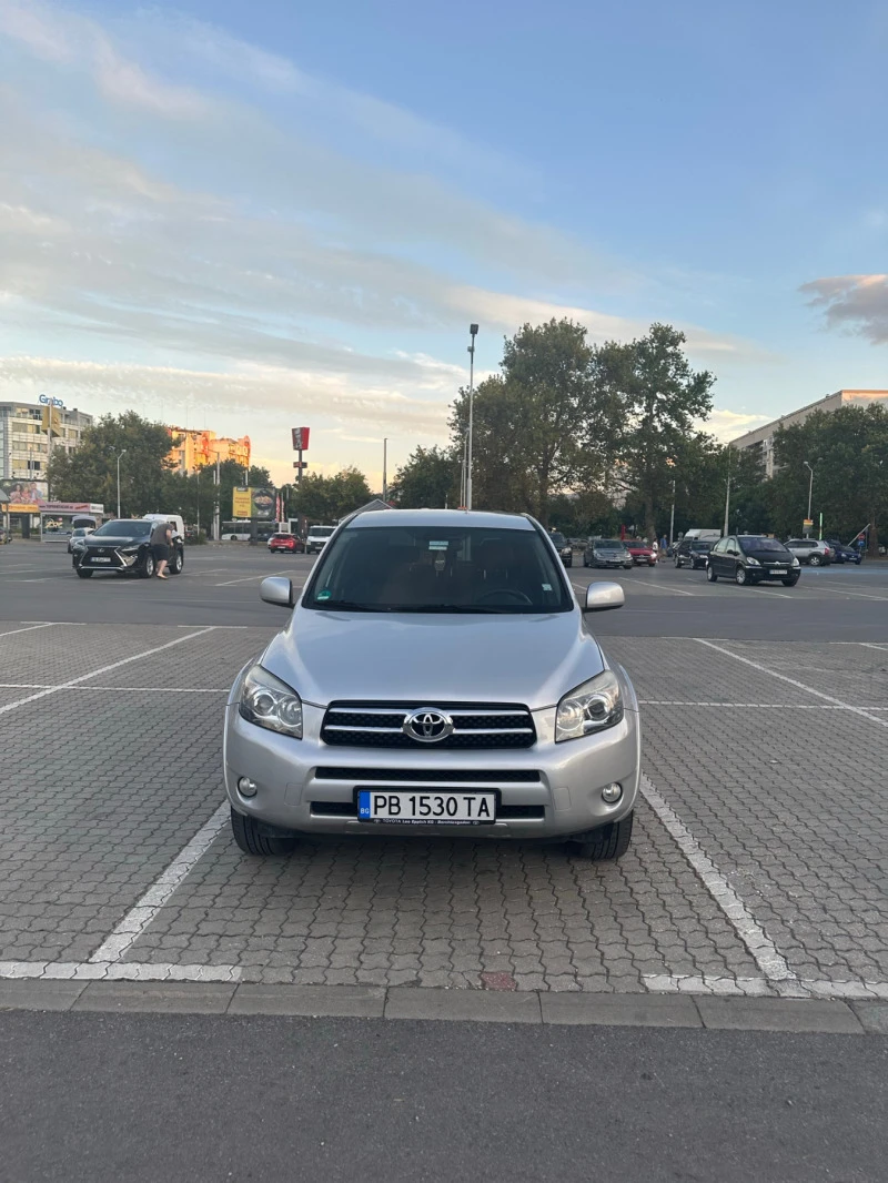 Toyota Rav4 2.2 D-CAT, снимка 2 - Автомобили и джипове - 47735495