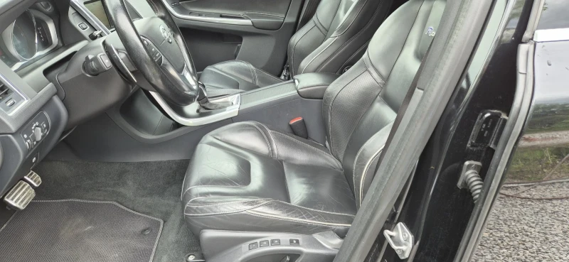 Volvo XC60 2.4-232кс. Rdesign, снимка 14 - Автомобили и джипове - 50219849