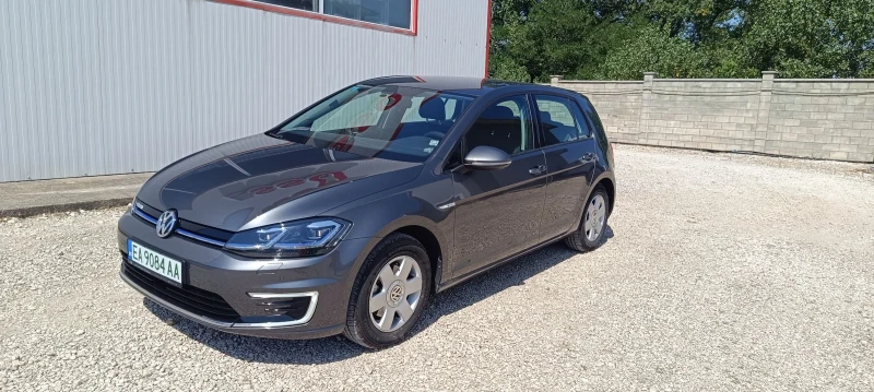 VW Golf Electric, CCS, Automatic 136к.с. 2020г.