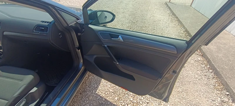 VW Golf Electric, CCS, Automatic 136к.с. 2020г., снимка 13 - Автомобили и джипове - 51274138