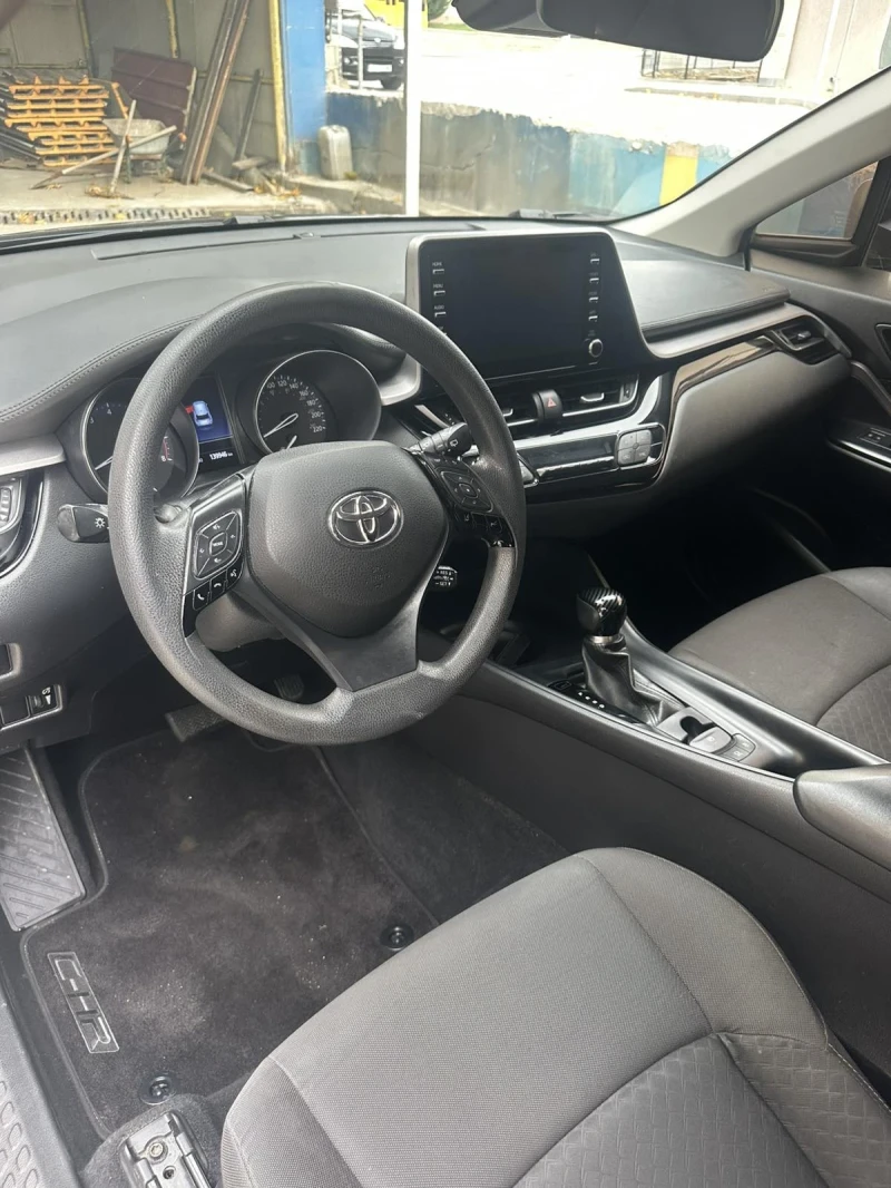 Toyota C-HR 2.0 Бензин, снимка 7 - Автомобили и джипове - 52138307