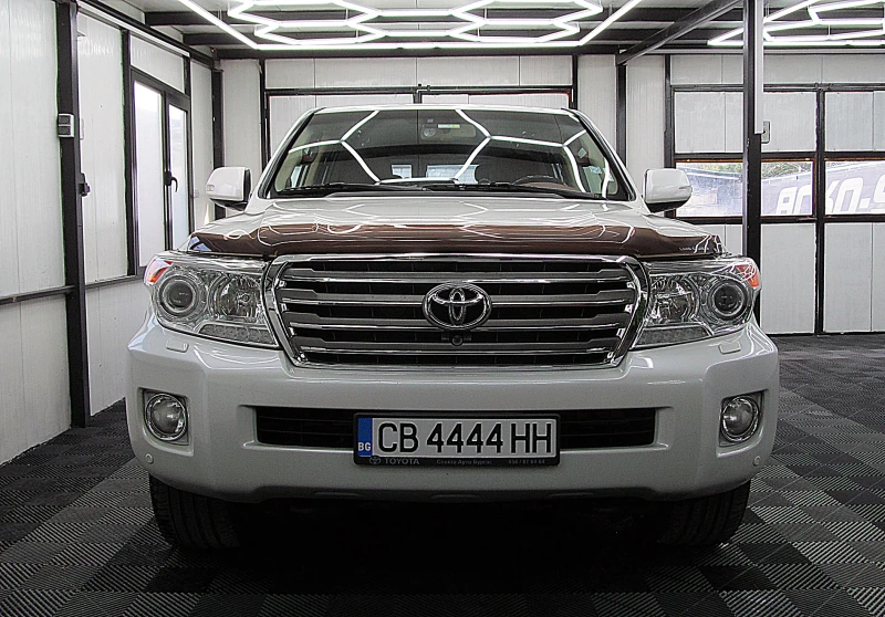 Toyota Land cruiser 200/БИЗНЕС КЛАС СОБСТВЕН ЛИЗИНГ, снимка 2 - Автомобили и джипове - 52117065