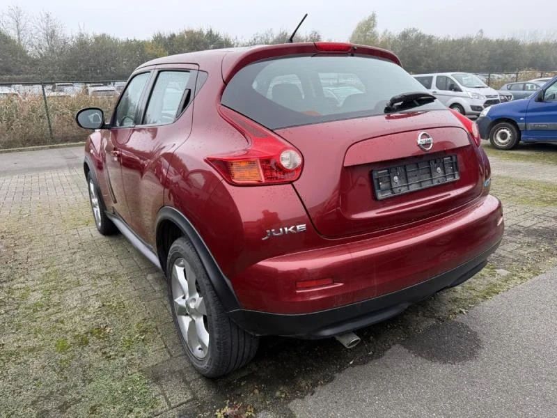 Nissan Juke 1.5dci acenta+ connect, снимка 2 - Автомобили и джипове - 48372446