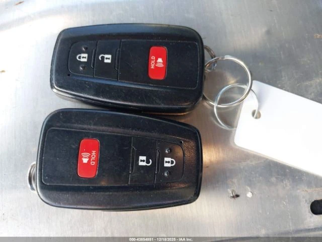 Toyota Rav4 ПОДГРЕВ* КАМЕРА* КЕЙЛЕС* LANE* ASSIST, снимка 10 - Автомобили и джипове - 53562708