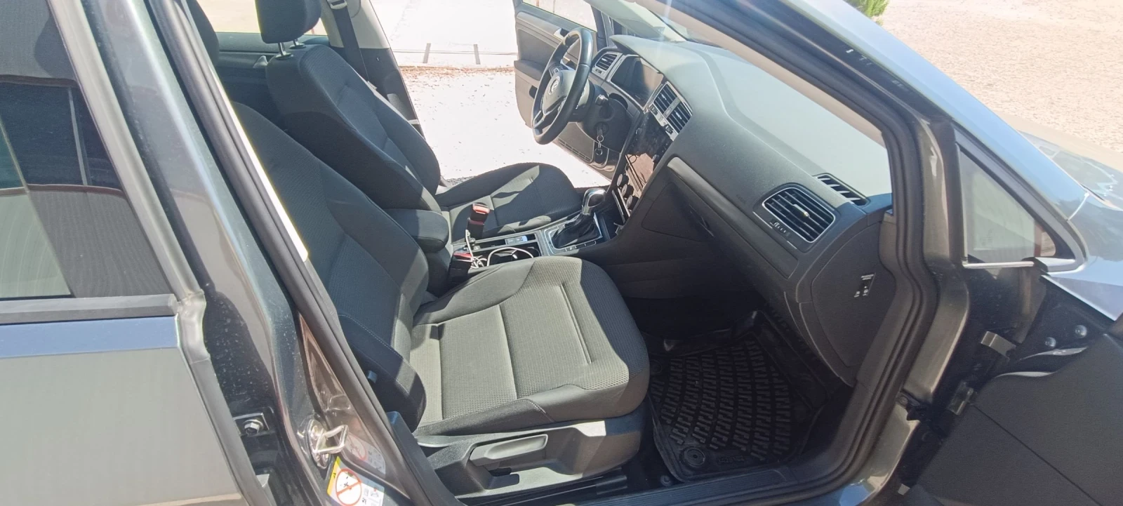 VW Golf Electric, CCS, Automatic 136.. 2020. | Mobile.bg   14