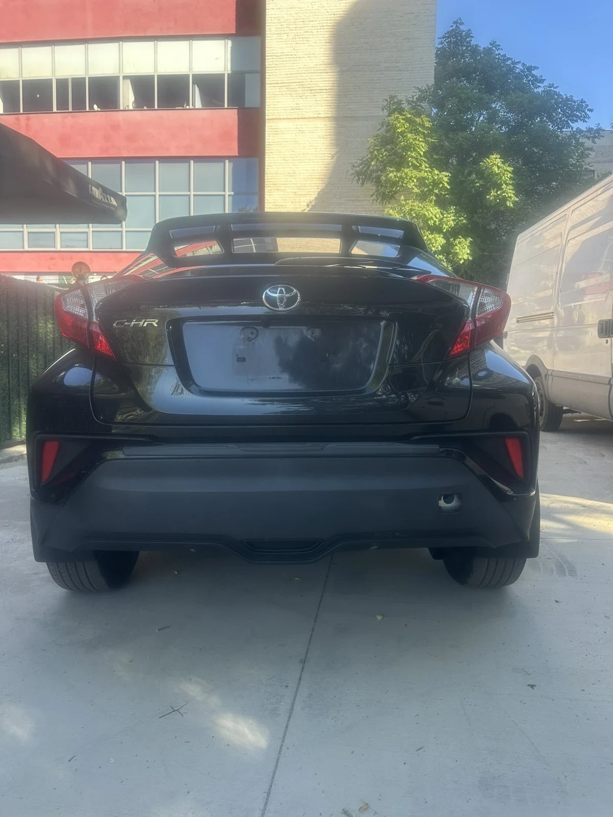 Toyota C-HR 2.0 Бензин - изображение 2