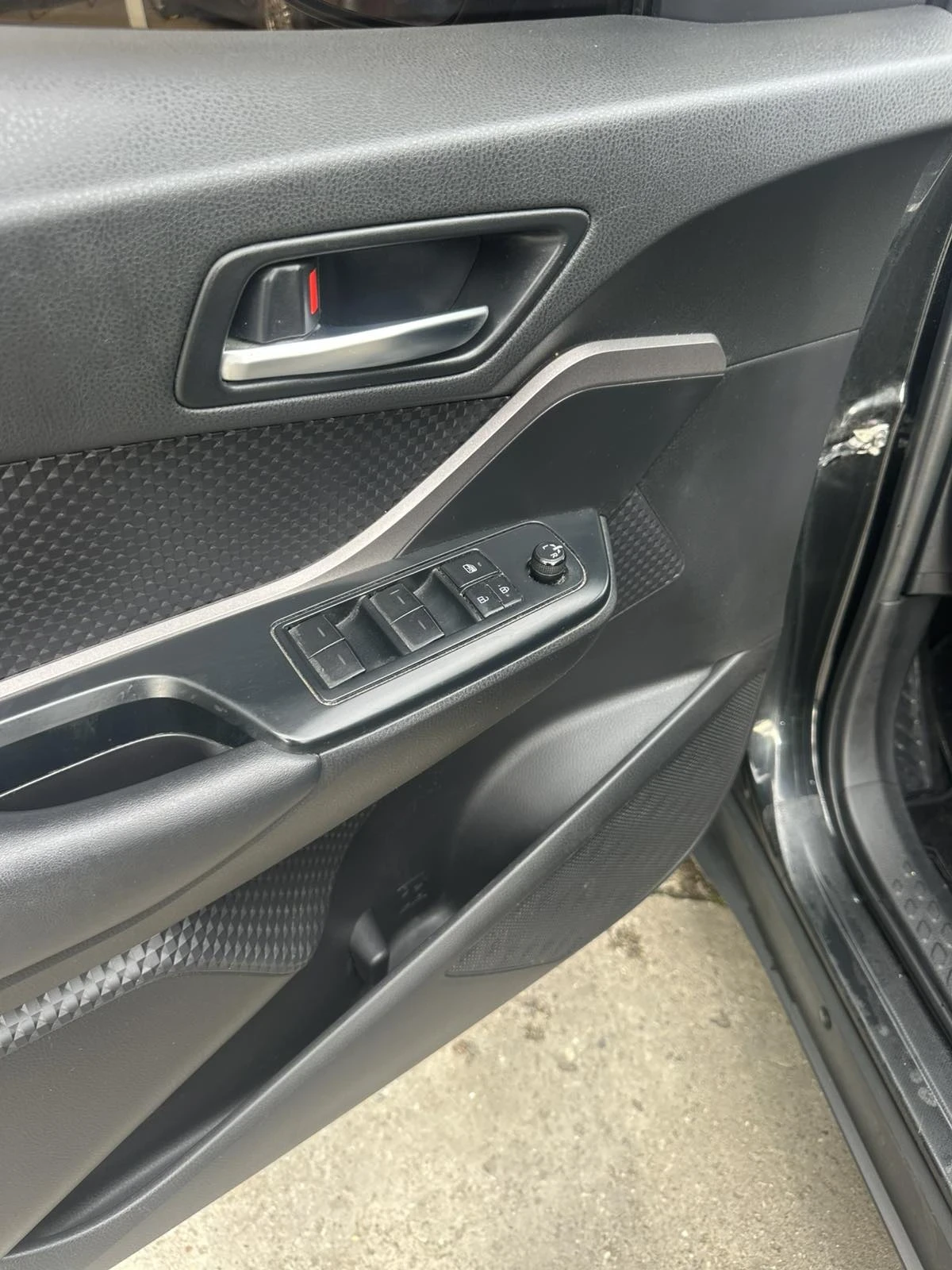 Toyota C-HR 2.0 ������ | Mobile.bg � ����������� 11