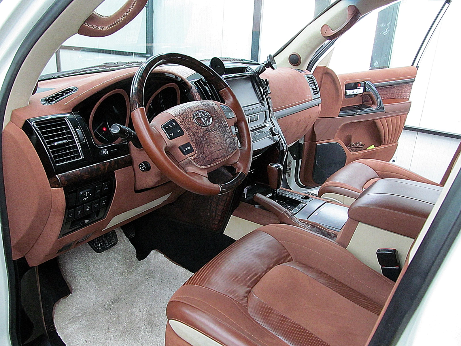 Toyota Land cruiser 200/    | Mobile.bg   12