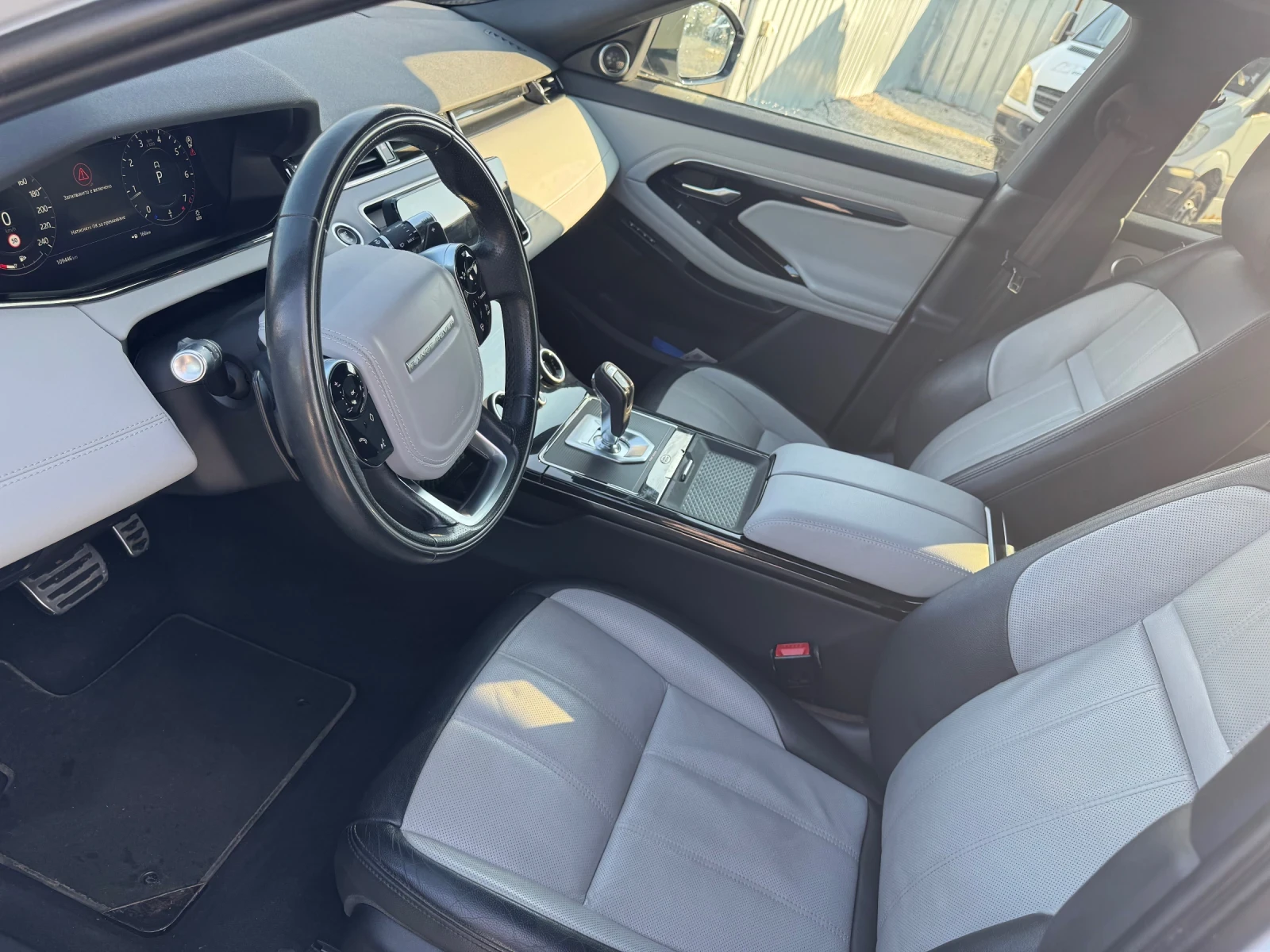 Land Rover Range Rover Evoque Face / FULL / 2.0R-250ps / 109500км / DYNAMIC , снимка 8 - Автомобили и джипове - 53737295