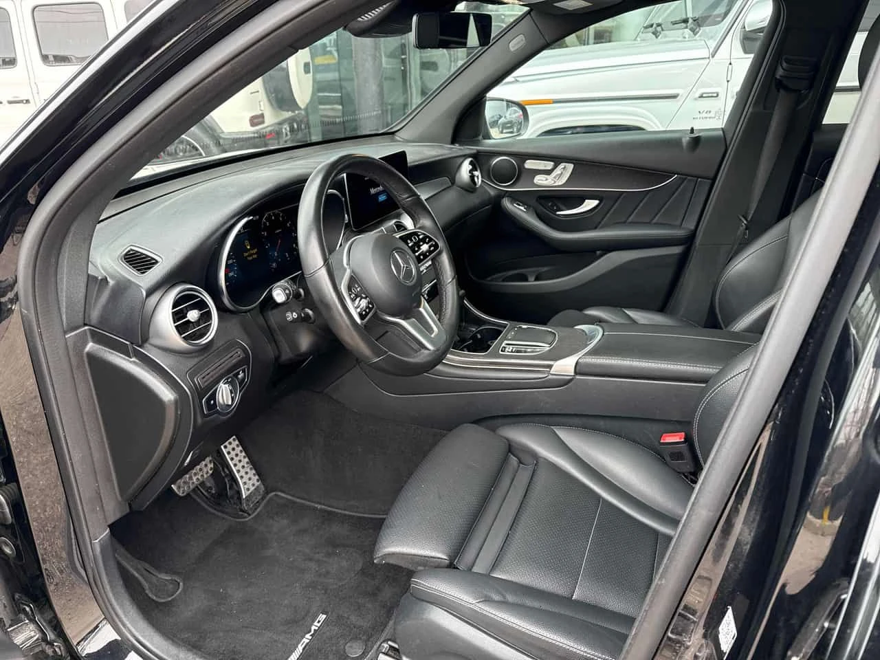 Mercedes-Benz GLC * 300 * CARFAX * ЦЕНА ДО БГ, снимка 6 - Автомобили и джипове - 53975737