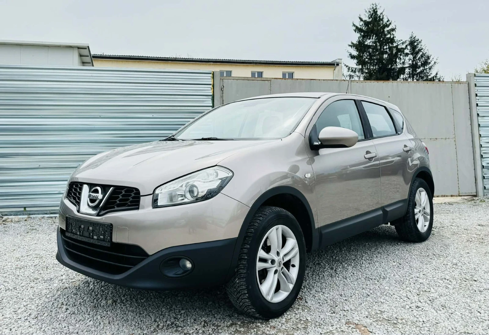 Nissan Qashqai FACE* KAMERA