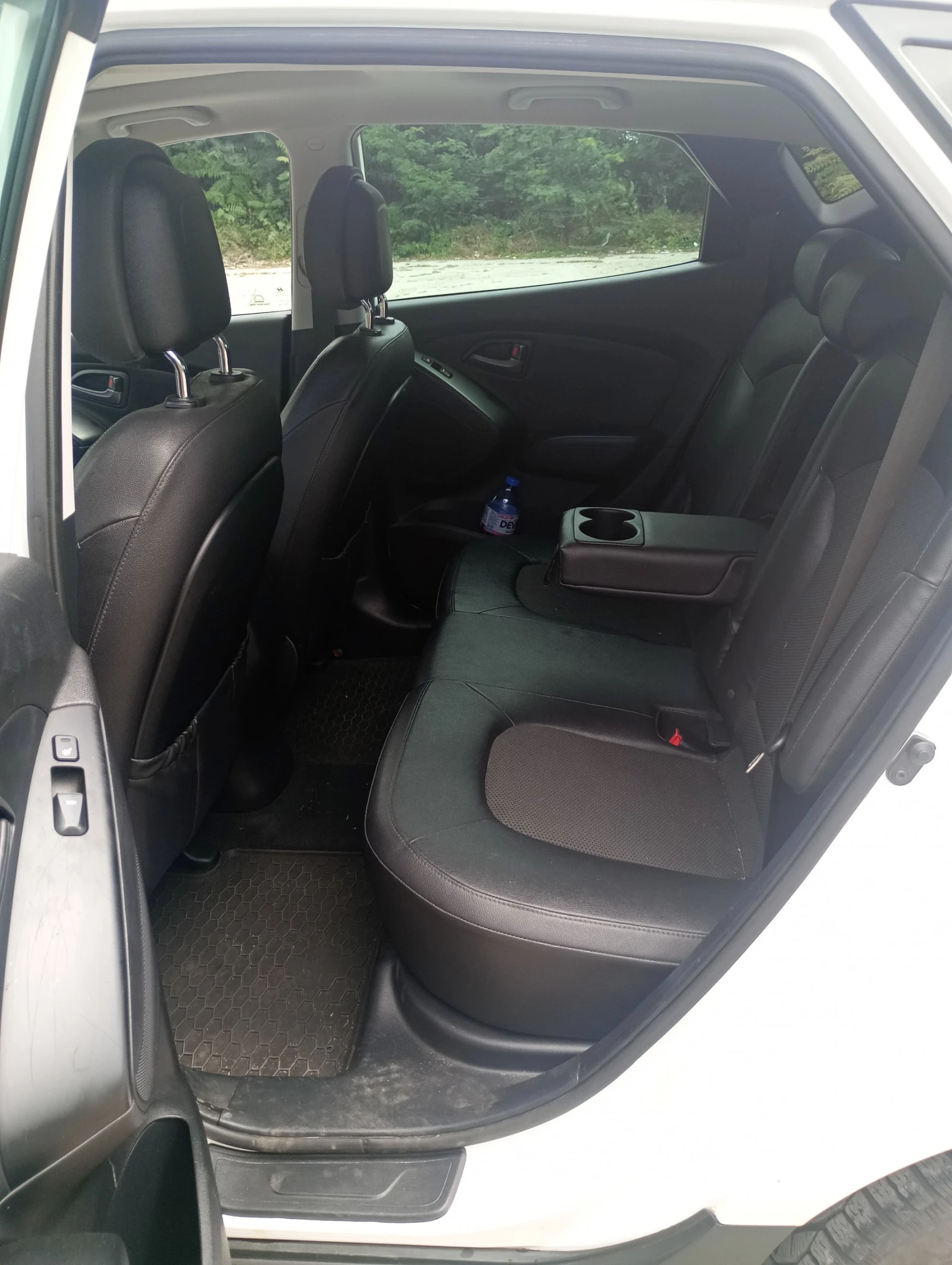 Hyundai IX35 1.7CRDI Facelift, снимка 9 - Автомобили и джипове - 55433525