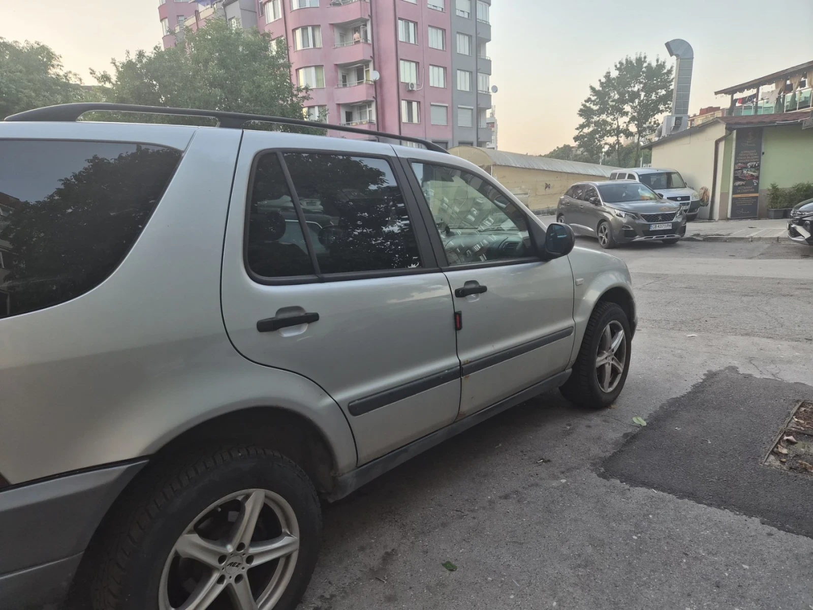 Mercedes-Benz ML 320 W163, снимка 6 - Автомобили и джипове - 55618677