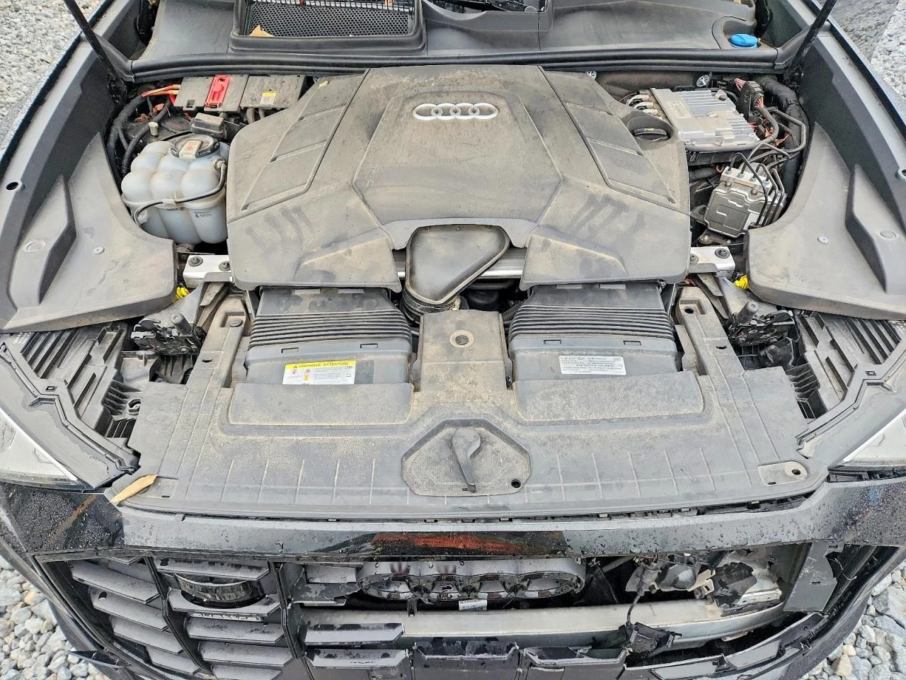 Audi Q8 3.0l Prestige S-Line, снимка 12 - Автомобили и джипове - 56351140