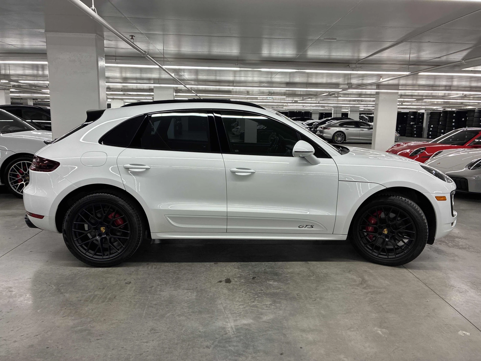 Porsche Macan GTS , Карфакс , Лизинг, снимка 3 - Автомобили и джипове - 56547361