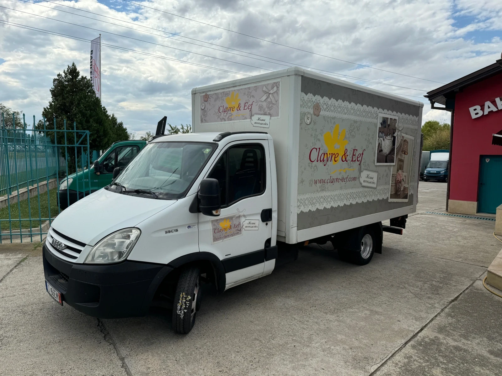 Iveco Daily 3.0HPI* Климатик* Падащ Борд - изображение 3