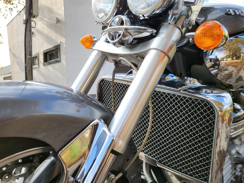 Triumph Rocket III ТОП състояние, възможен бартер, снимка 13 - Мотоциклети и мототехника - 52109640