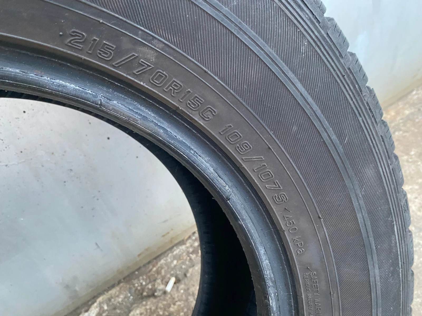 Гуми Всесезонни 215/70R15, снимка 2 - Гуми и джанти - 54529423