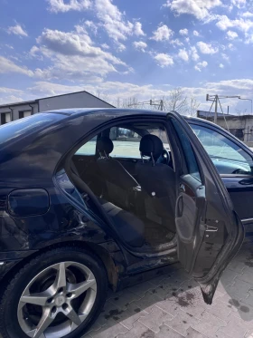 Mercedes-Benz C 220, снимка 6