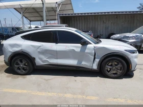 Ford Mustang Mach-E Select RWD, снимка 13