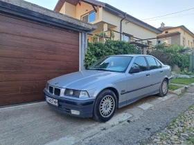 BMW 318, снимка 8