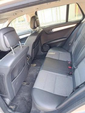 Mercedes-Benz C 220, снимка 8