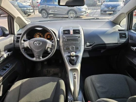 Toyota Auris 2.2, снимка 7