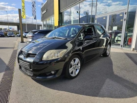 Toyota Auris 2.2, снимка 1