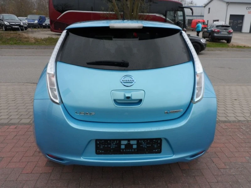 Nissan Leaf  FACELIFT 30KW, снимка 10 - Автомобили и джипове - 45545568