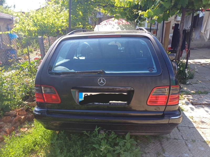 Mercedes-Benz E 270, снимка 3 - Автомобили и джипове - 47392211