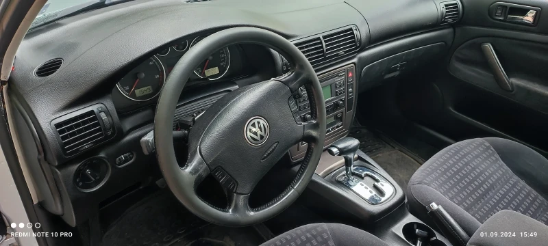 VW Passat, снимка 10 - Автомобили и джипове - 47616245