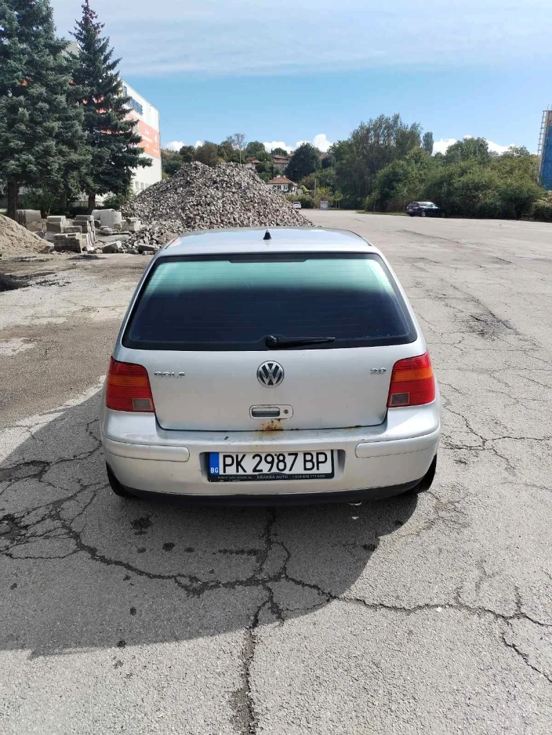 VW Golf, снимка 4 - Автомобили и джипове - 48012984