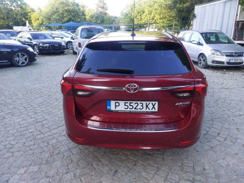 Toyota Avensis 1.8I 32263km Внос от Германия, снимка 5 - Автомобили и джипове - 47813140