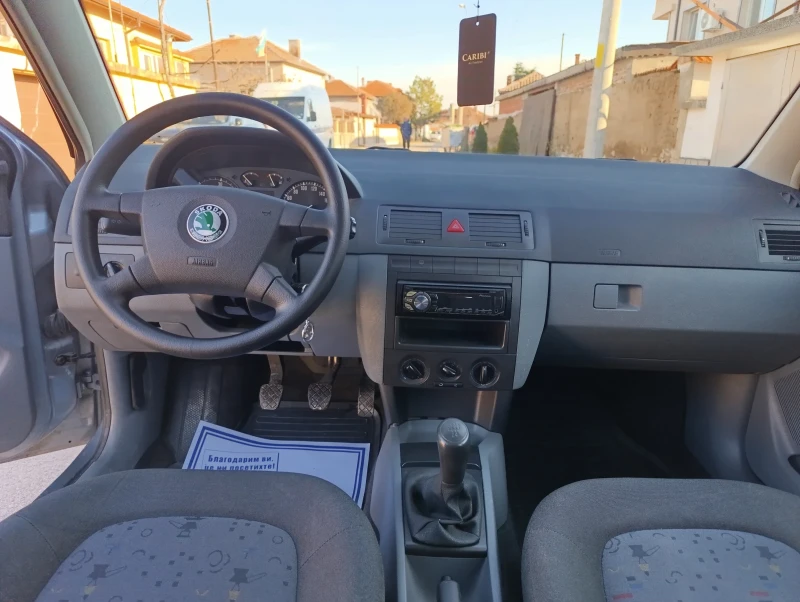 Skoda Fabia 1.9 SDI, снимка 8 - Автомобили и джипове - 48601994