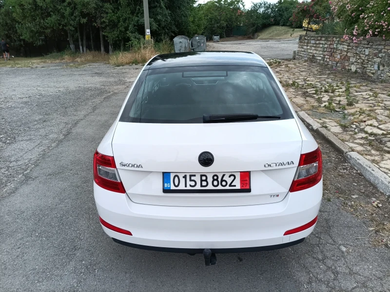 Skoda Octavia 2.0 tdi автомат, снимка 6 - Автомобили и джипове - 50790519