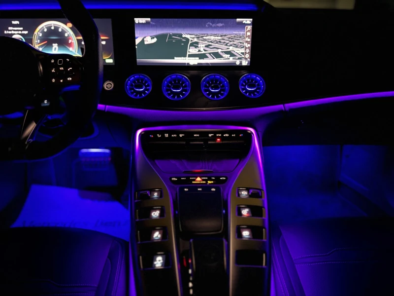 Mercedes-Benz AMG GT 43 4matic+ V8 Package , снимка 11 - Автомобили и джипове - 51506352