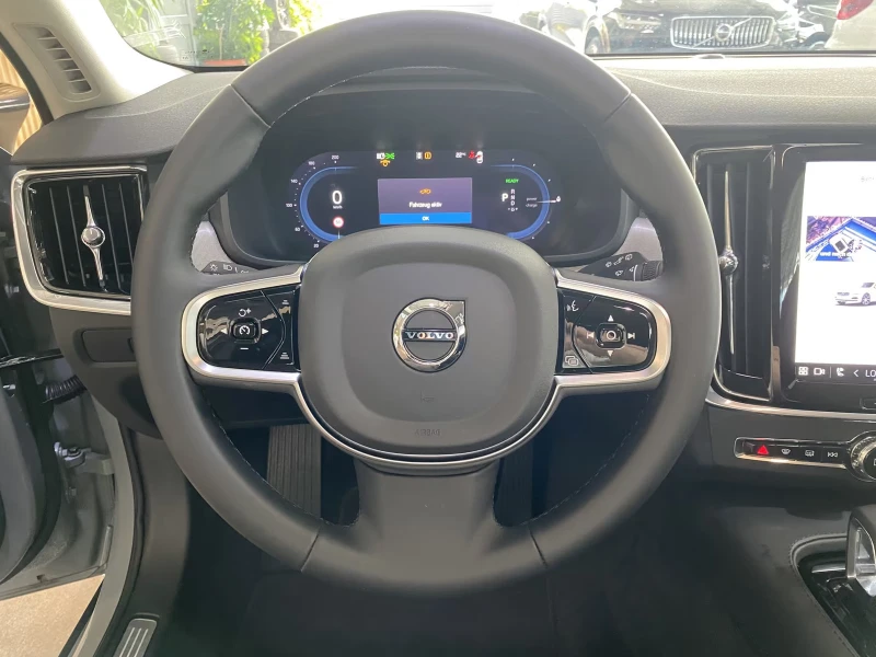 Volvo V90 CORE/398HP/AWD/CAM/NAVI/LED/KLESS/314g, снимка 10 - Автомобили и джипове - 51690353