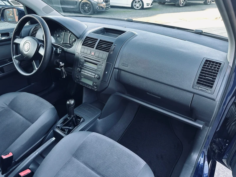 VW Polo, снимка 14 - Автомобили и джипове - 52411823