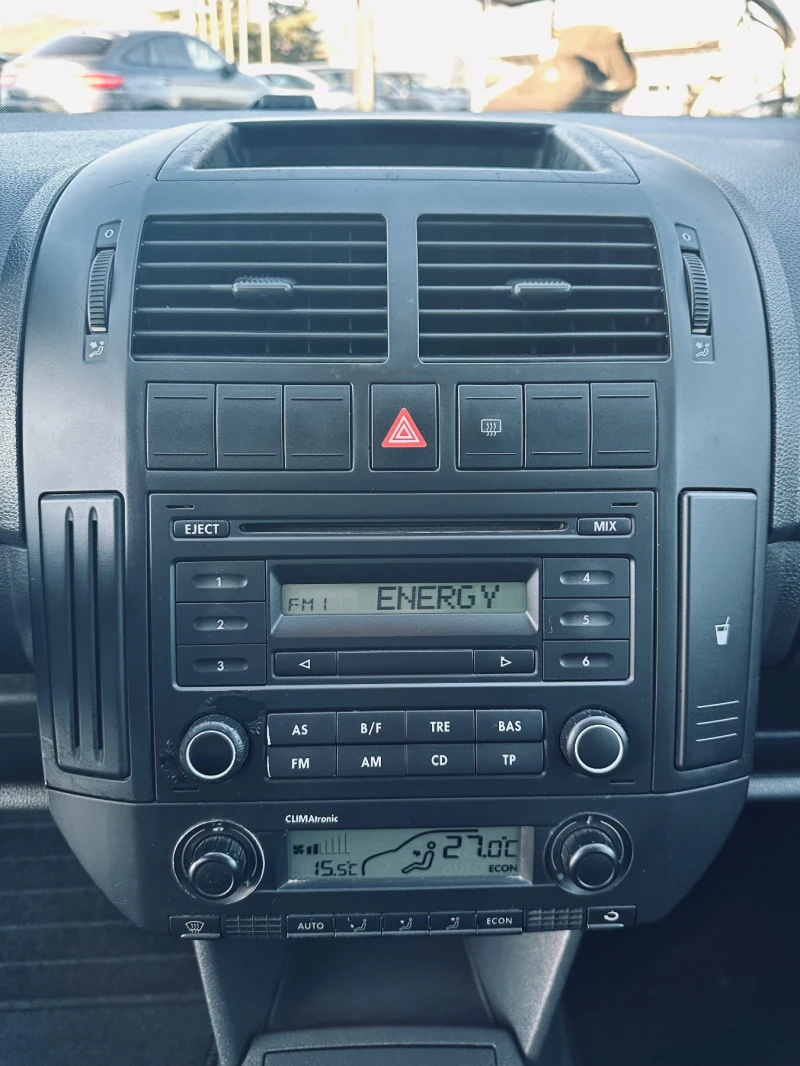 VW Polo, снимка 15 - Автомобили и джипове - 52411823