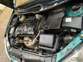 Peugeot 206 CC, снимка 10 - Автомобили и джипове - 53119259