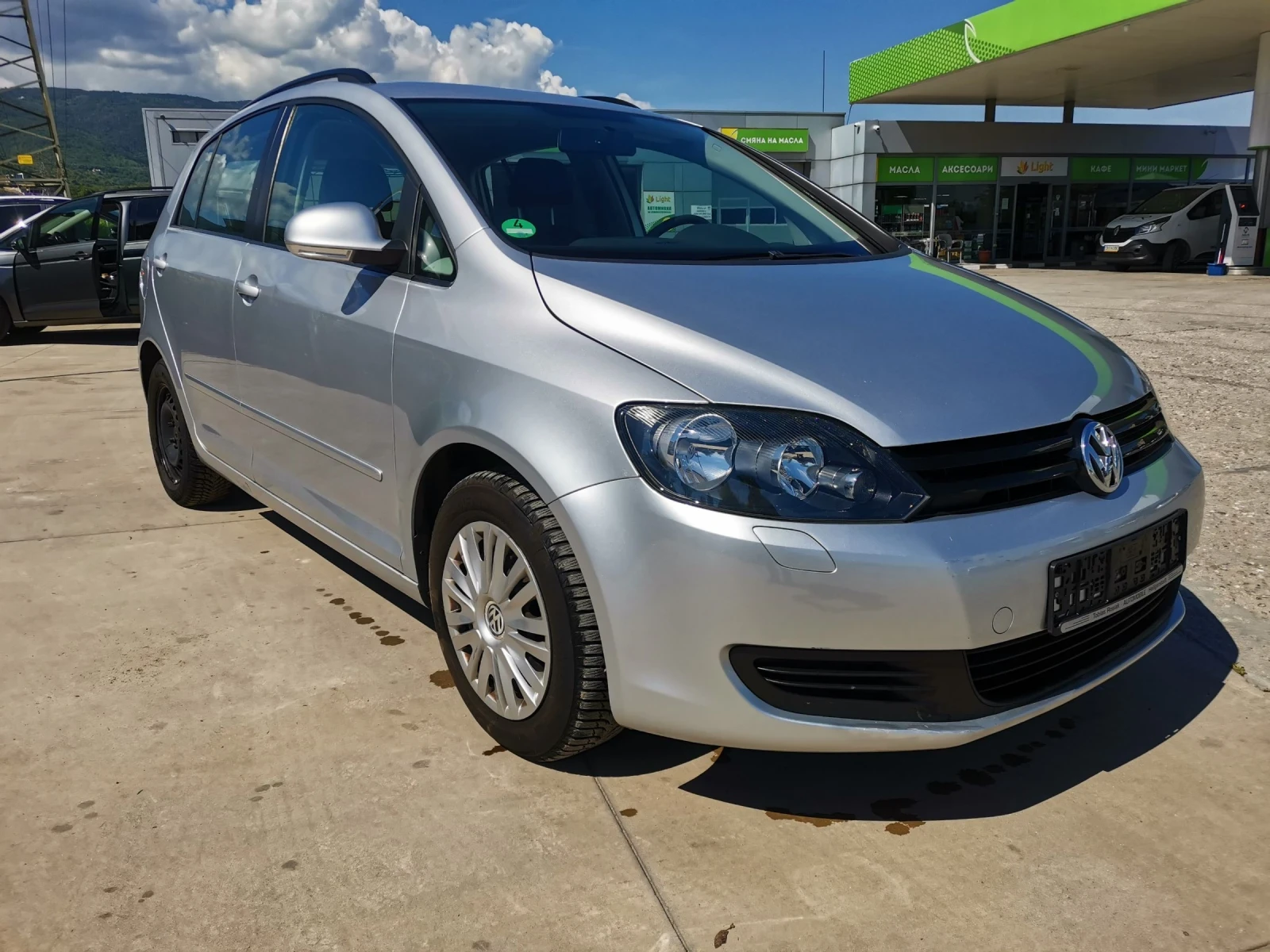 VW Golf Plus 1, 4 стария мотор - изображение 10