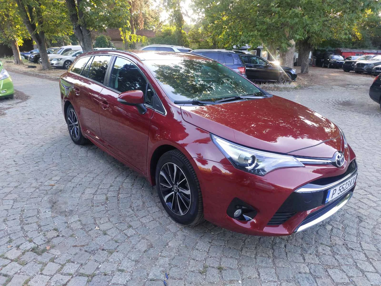 Toyota Avensis 1.8I 32263km Внос от Германия - изображение 2