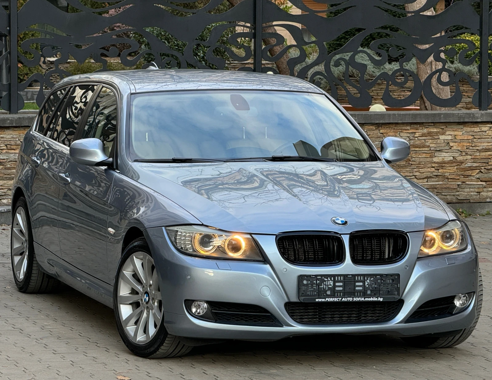 BMW 330 3.0Хdrive-FACE/LIFT-КОЖА-ПОДГРЕВ-КАТО НОВА-ОТЛИЧНА - изображение 6