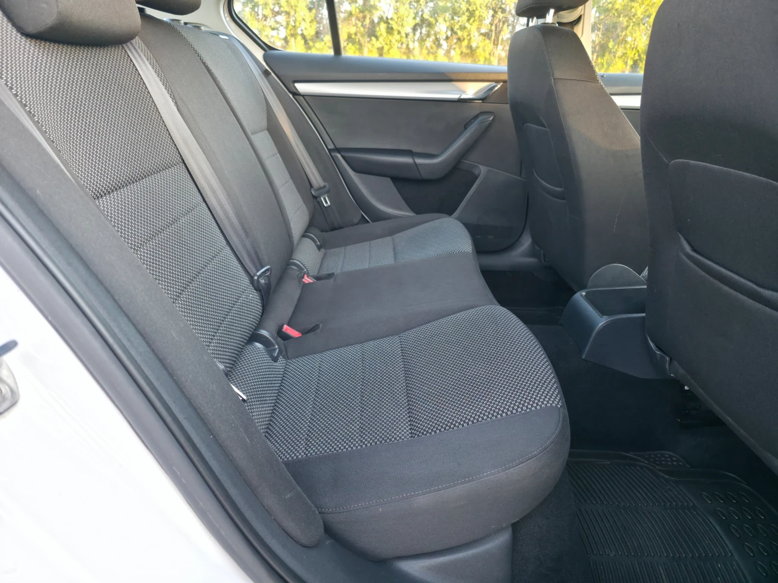 Skoda Octavia 2.0 tdi ������� | Mobile.bg � ����������� 13