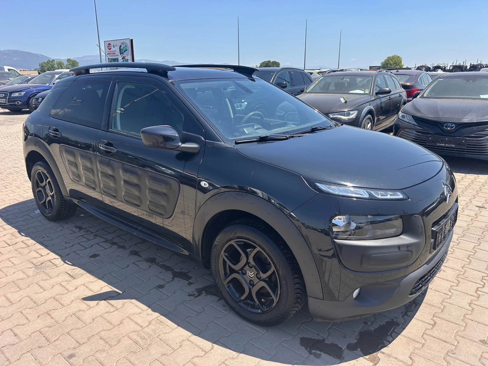Citroen C4 Cactus 1.6HDI AVTOMAT/NAVI/KAMERA/PANORAMA EURO 5 - изображение 4