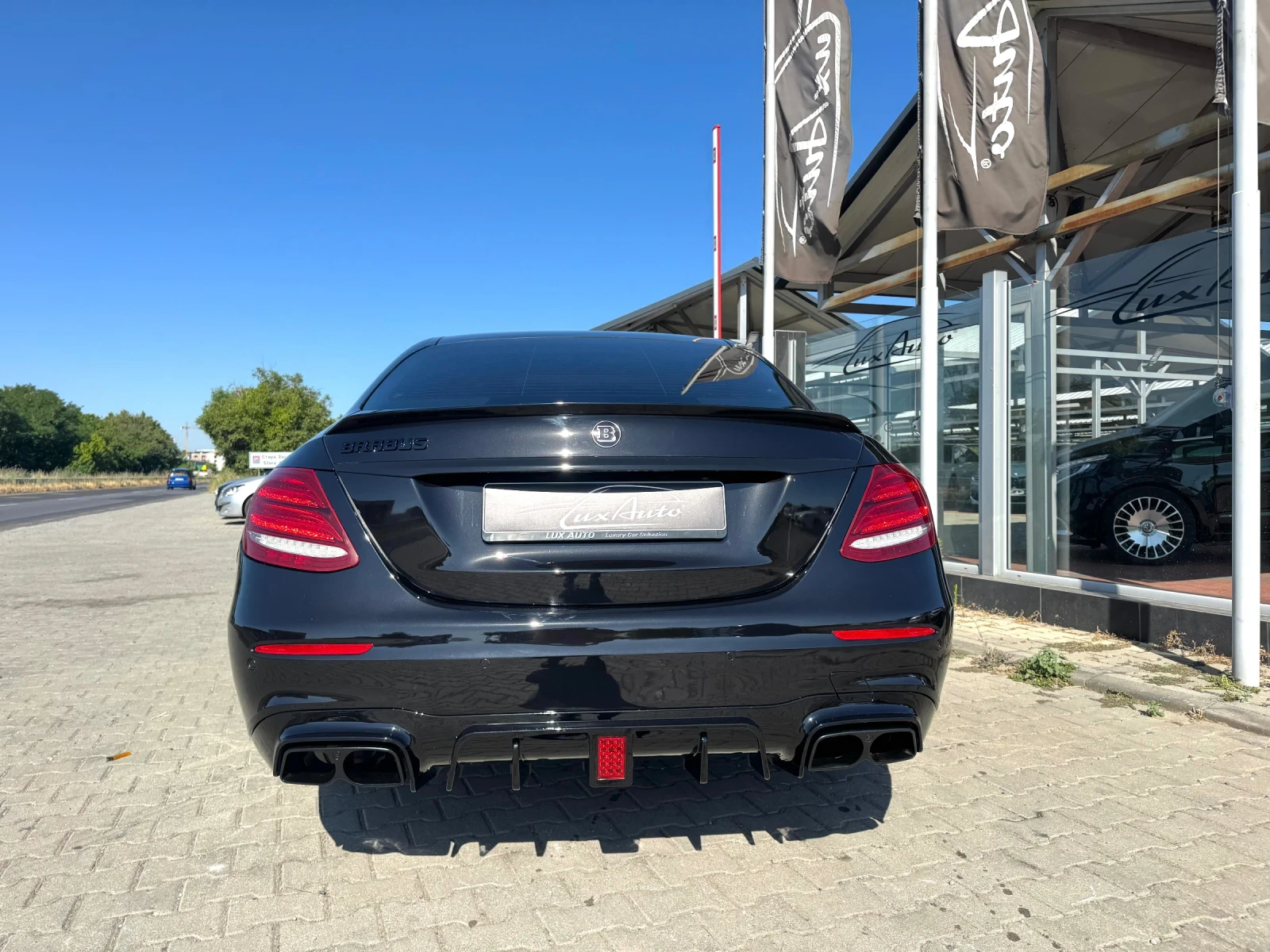 Mercedes-Benz E 220 BRABUS#PANORAMA#360* CAMERA#DIGITAL#2018 - изображение 4