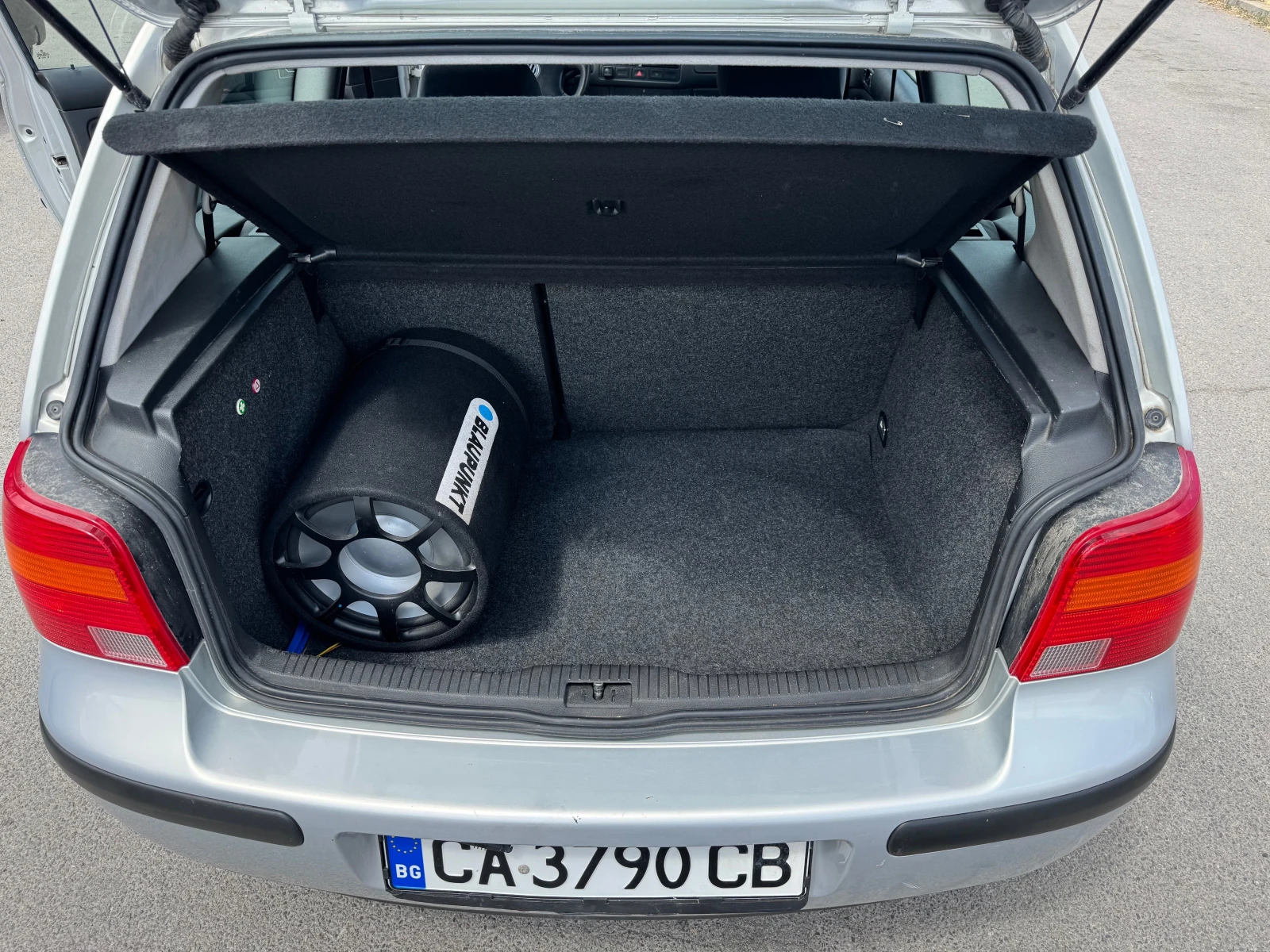 VW Golf 1.6SR - изображение 10