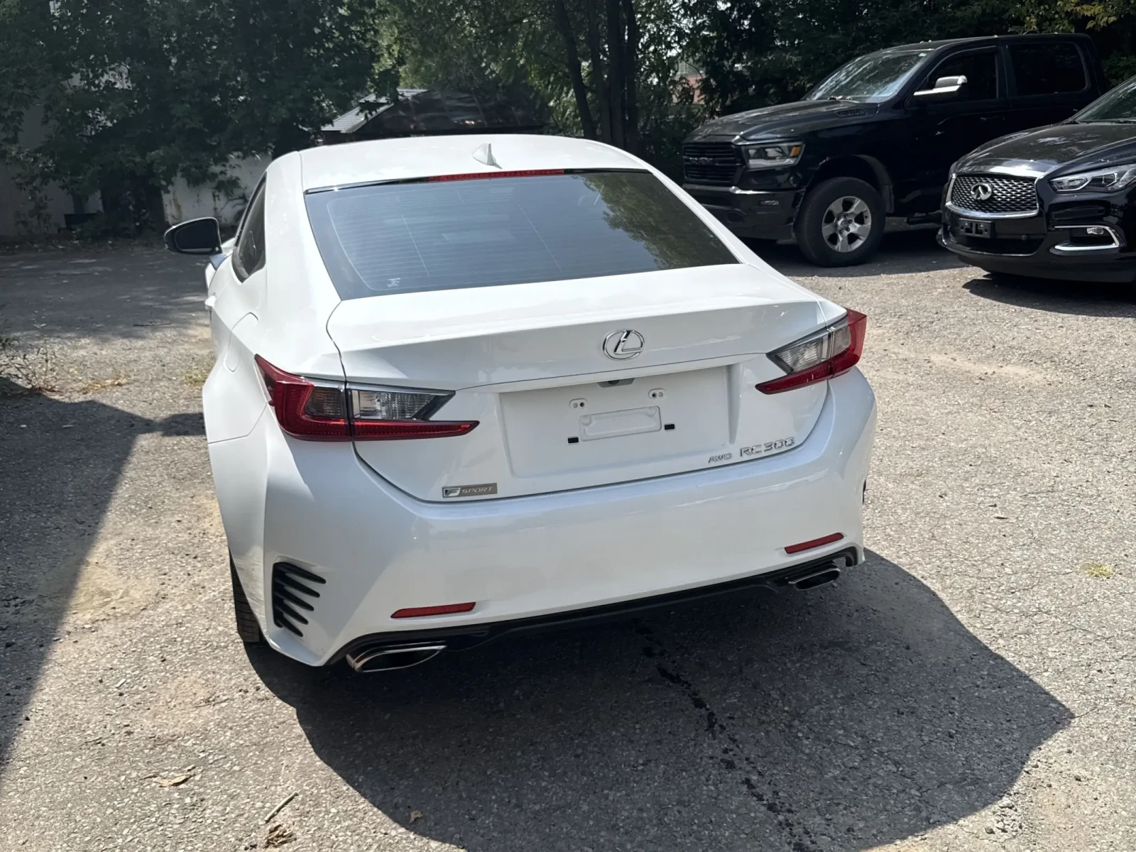 Lexus RC 300* CARFAX* ОПЦИЯ ЗА ФИНАНСИРАНЕ*  - изображение 4