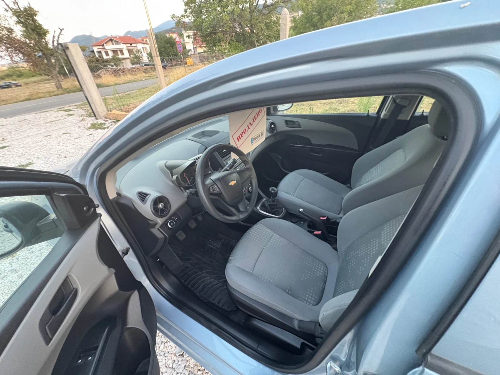 Chevrolet Aveo 1.2 i 80 ps feys 2012 - изображение 9